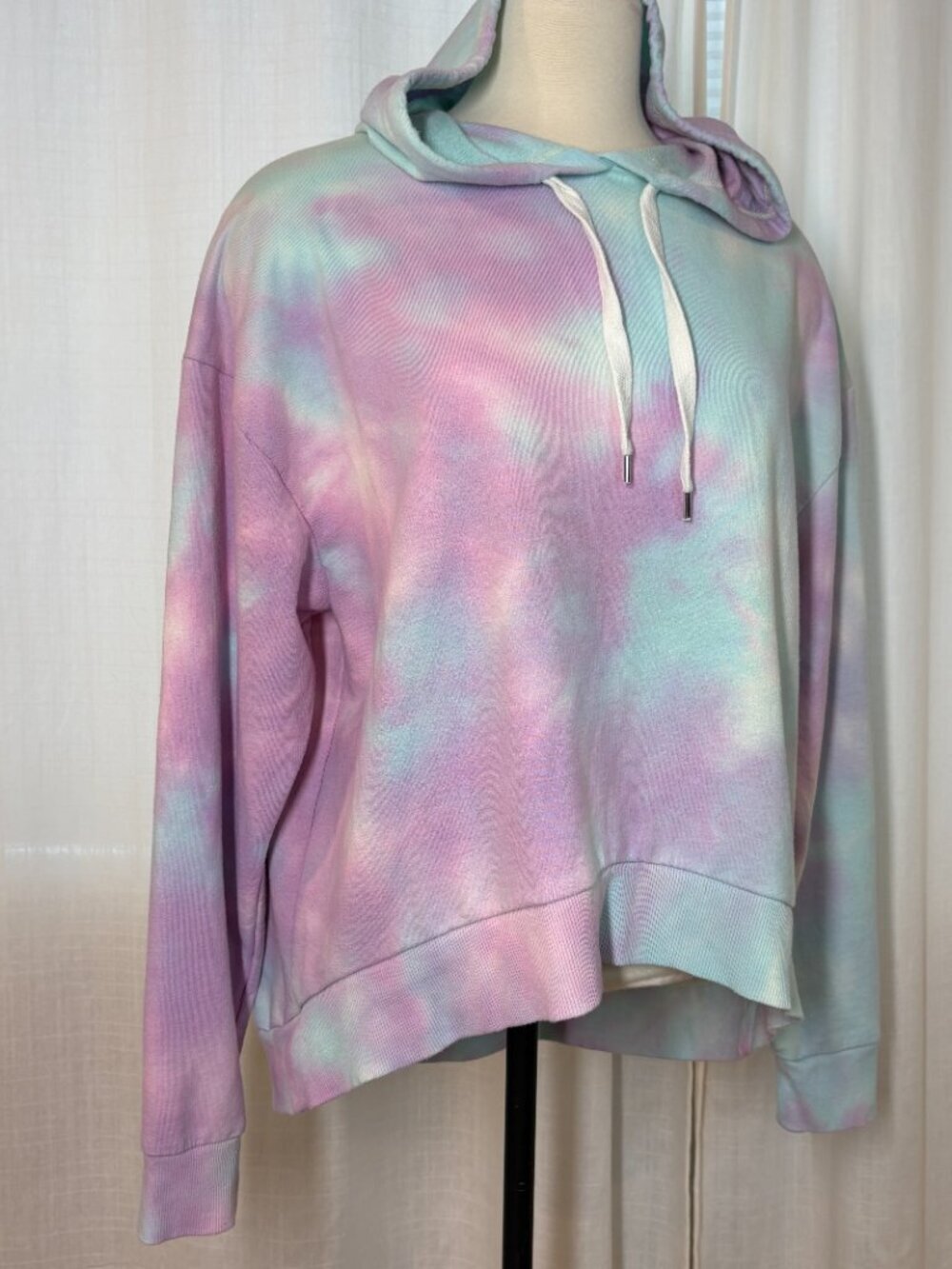 Wild Fable Pastel Tie Dye Hoodie - Boxy Fit - Picture 4 of 9